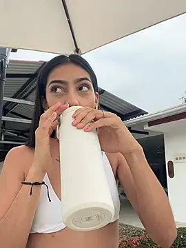 Ema azel online show from 22, 3, 2025