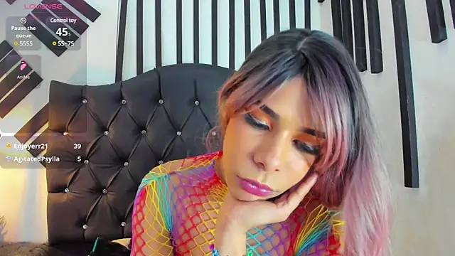 Snapshot of Giorgina_Parado chatting on 6, 3, 2025 Giorgina Parado online show from 6, 3, 2025