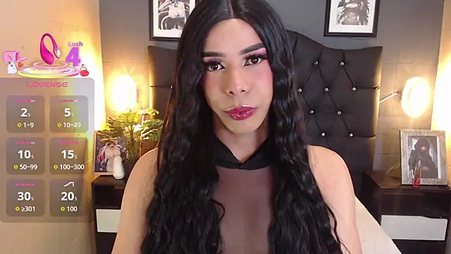 Snapshot of Giorgina_Parado chatting on 10, 10, 2025 Giorgina Parado online show from 10, 10, 2025