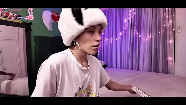 KokoAndRin online show from 4, 11, 2025