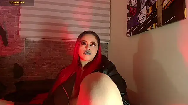 EvaaFoxxy1 online show from 28, 9, 2025