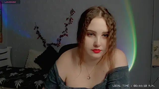 Snapshot of Crystal_Chris chatting on 8, 2, 2025 Crystal Chris online show from 8, 2, 2025