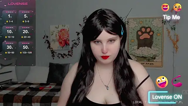 Snapshot of Crystal_Chris chatting on 15, 9, 2025 Crystal Chris online show from 15, 9, 2025