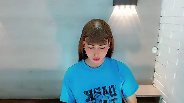 Daniela Pink  online show from 28, 1, 2025