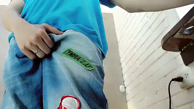 Daniela Pink  online show from 11, 9, 2025