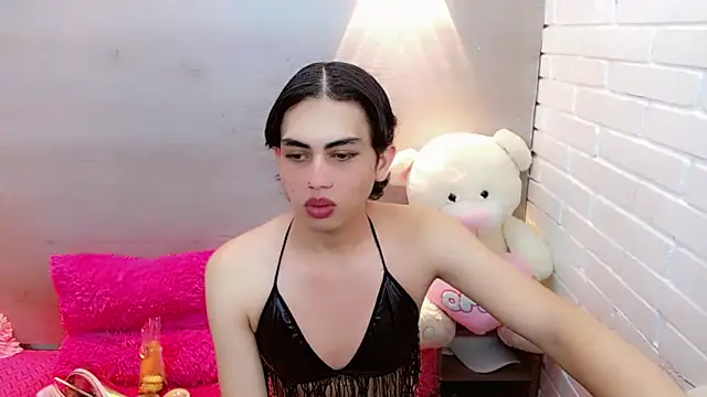 Daniela Pink  online show from 30, 9, 2025