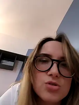 ladybibi00 online show from 8, 12, 2024