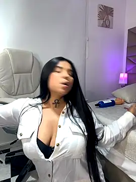 Bianca  69 online show from 13, 9, 2025