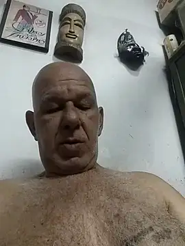 Snapshot of FabiQuilmes chatting on 4, 3, 2025 FabiQuilmes online show from 4, 3, 2025