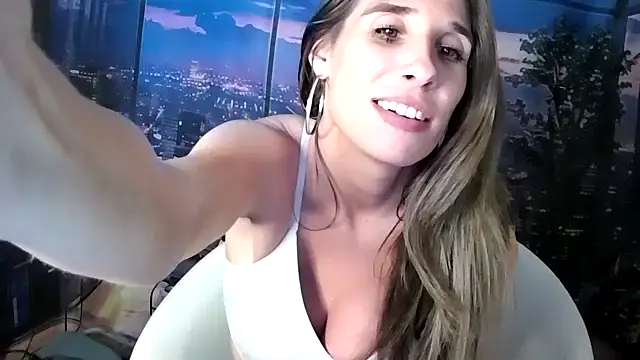 Snapshot of SarahStarr2020 chatting on 21, 11, 2025 SarahStarr2020 online show from 21, 11, 2025