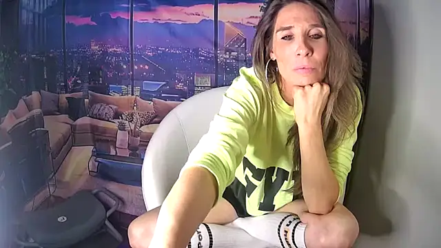 Snapshot of SarahStarr2020 chatting on 27, 11, 2025 SarahStarr2020 online show from 27, 11, 2025