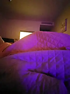 Snapshot of aubade246 chatting on 19, 2, 2025 aubade246 online show from 19, 2, 2025