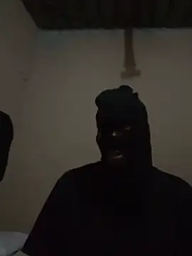 Gifttheskimaskboy online show from 15, 2, 2026