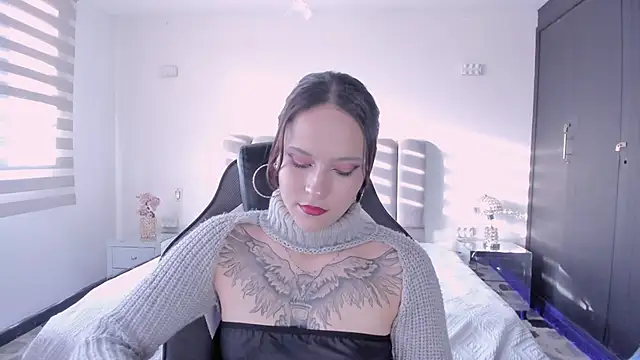 AnnyThompson  online show from 19, 3, 2026