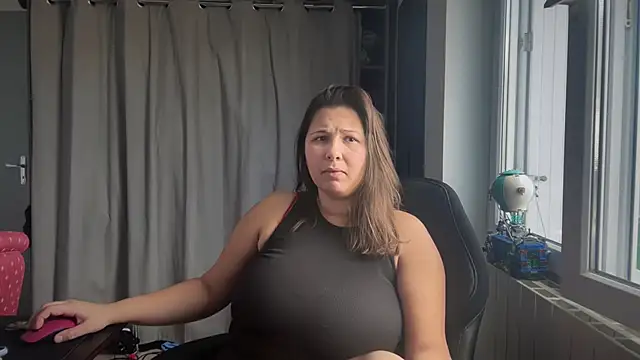 Snapshot of minette-sexy chatting on 30, 11, 2025 minette-sexy online show from 30, 11, 2025