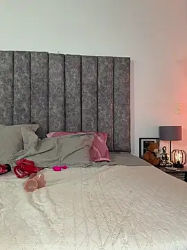 milaivanova online show from 18, 2, 2026