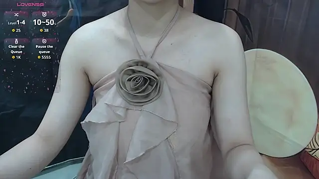 Snapshot of KaleAnisa chatting on 9, 9, 2025 KaleAnisa online show from 9, 9, 2025