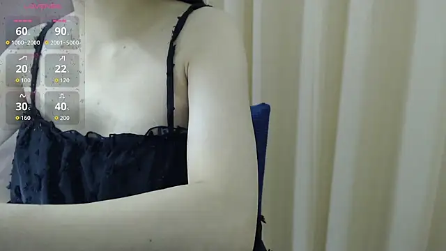 Snapshot of KaleAnisa chatting on 23, 10, 2025 KaleAnisa online show from 23, 10, 2025