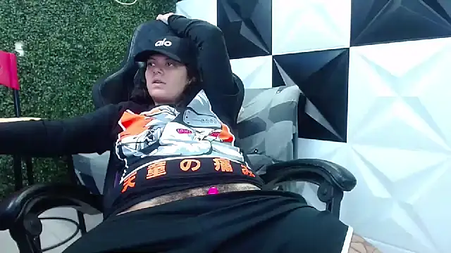 Snapshot of snowflake_xxx chatting on 17, 3, 2025 snowflake xxx online show from 17, 3, 2025