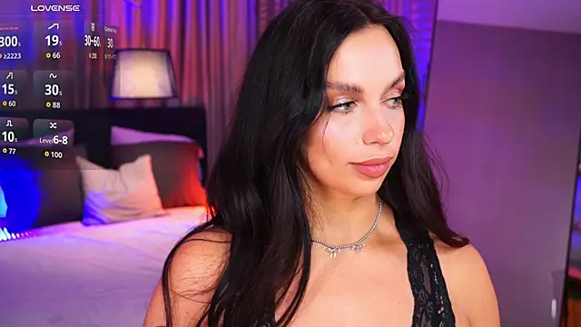 LunaNight online show from 17, 4, 2026