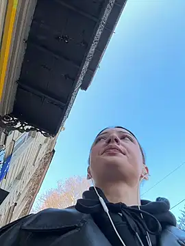 BabeRainbow online show from 8, 1, 2025