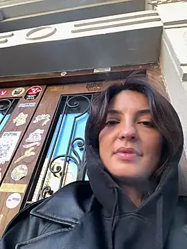 BabeRainbow online show from 28, 2, 2025