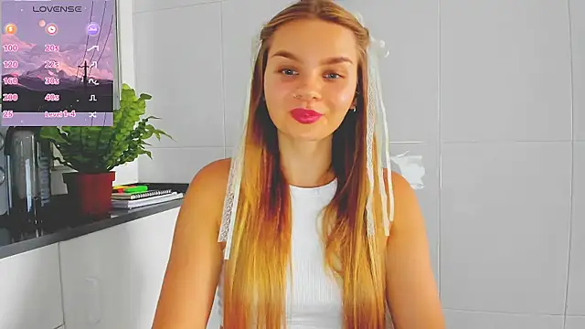 Molly sweetie online show from 6, 7, 2026
