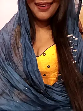 Snapshot of Yours-Bebo chatting on 26, 1, 2025 Yours-Bebo online show from 26, 1, 2025