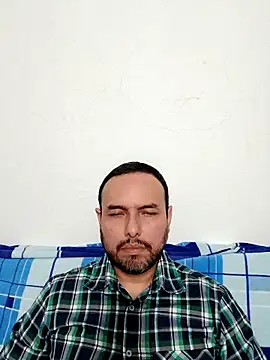 Snapshot of ElSunEagle chatting on 3, 10, 2025 ElSunEagle online show from 3, 10, 2025