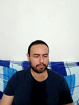 Snapshot of ElSunEagle chatting on 10, 10, 2025 ElSunEagle online show from 10, 10, 2025