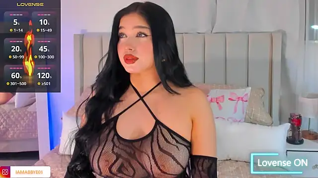 Snapshot of Abbye_blue01 chatting on 4, 11, 2025 Abbye blue01 online show from 4, 11, 2025