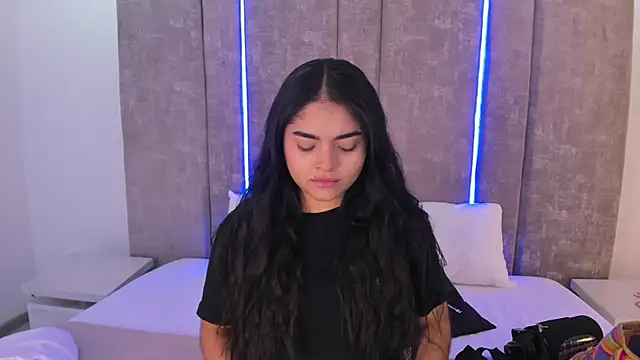 Snapshot of GiselOrtiz chatting on 17, 2, 2025 GiselOrtiz online show from 17, 2, 2025