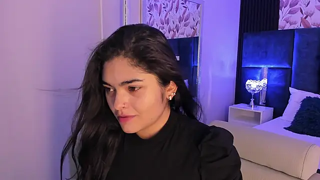 Snapshot of GiselOrtiz chatting on 9, 3, 2025 GiselOrtiz online show from 9, 3, 2025