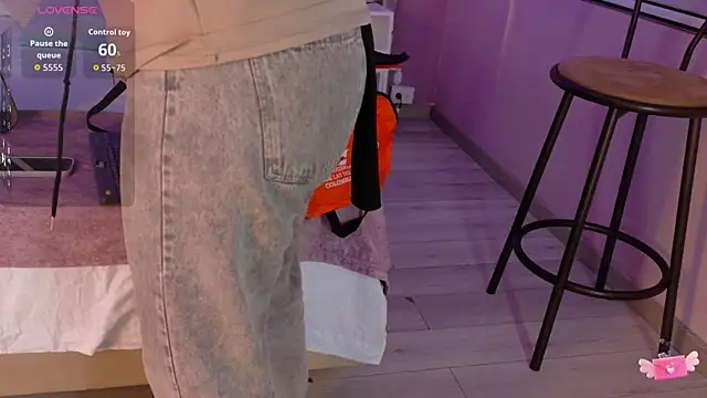 Snapshot of GiselOrtiz chatting on 14, 10, 2025 GiselOrtiz online show from 14, 10, 2025