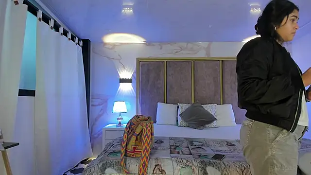 Snapshot of GiselOrtiz chatting on 16, 11, 2025 GiselOrtiz online show from 16, 11, 2025