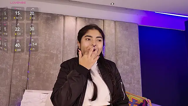 Snapshot of GiselOrtiz chatting on 19, 11, 2025 GiselOrtiz online show from 19, 11, 2025