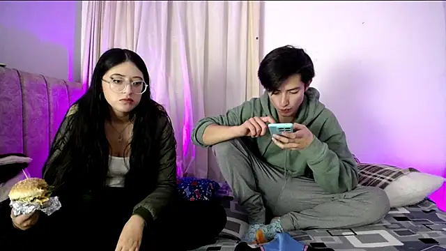 Snapshot of Pinkandyellowpokemon chatting on 19, 12, 2025 Pinkandyellowpokemon online show from 19, 12, 2025