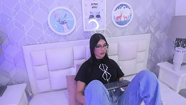 Snapshot of Jasmine55__ chatting on 22, 10, 2025 Jasmine55 online show from 22, 10, 2025