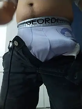 Danielitohot23cm online show from 12, 7, 2026