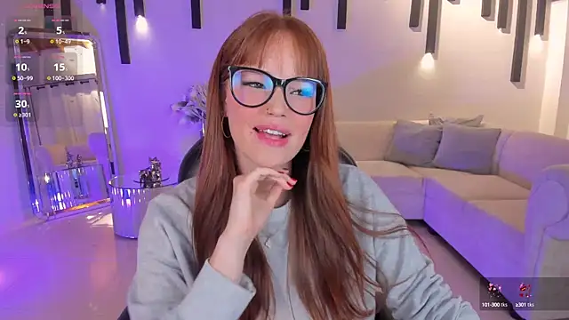 CorinneRusso online show from 27, 2, 2025