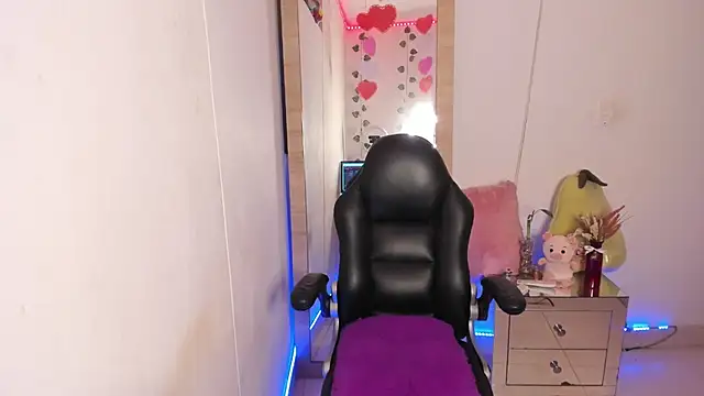 Snapshot of hellensexy chatting on 20, 2, 2025 hellensexy online show from 20, 2, 2025