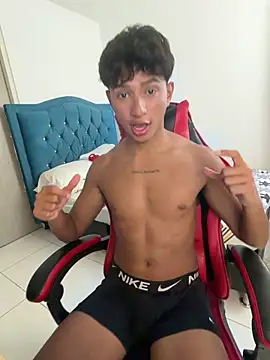 Leonarrrd 01 online show from 26, 2, 2026