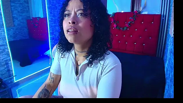 miahernadez303av online show from 18, 11, 2025