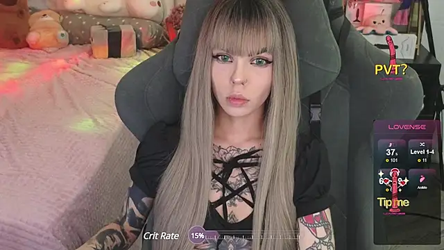 Kerry Kirk online show from 1, 2, 2025