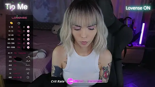 Kerry Kirk online show from 8, 10, 2025