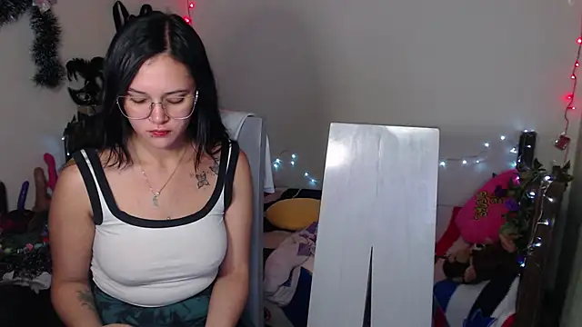 Antonella Cruz02 online show from 19, 12, 2024