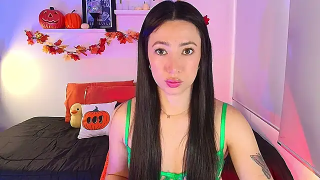 Snapshot of lilyy_evanss chatting on 27, 10, 2025 lilyy evanss online show from 27, 10, 2025