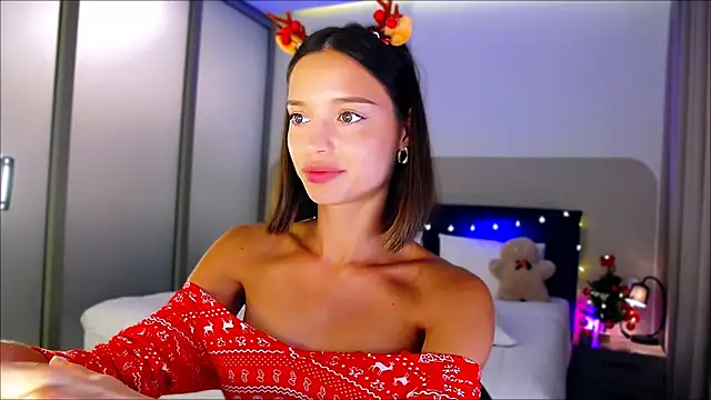 Snapshot of wow_Mia chatting on 27, 12, 2024 wow Mia online show from 27, 12, 2024