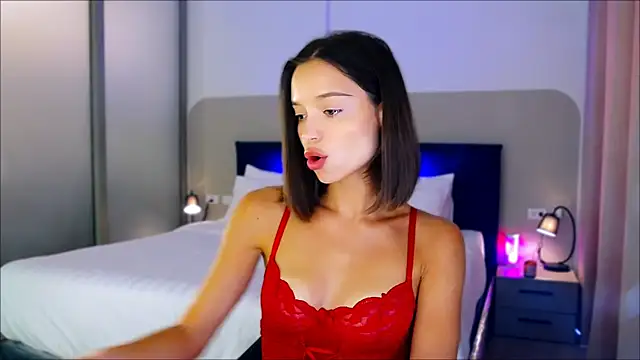 Snapshot of wow_Mia chatting on 25, 1, 2025 wow Mia online show from 25, 1, 2025