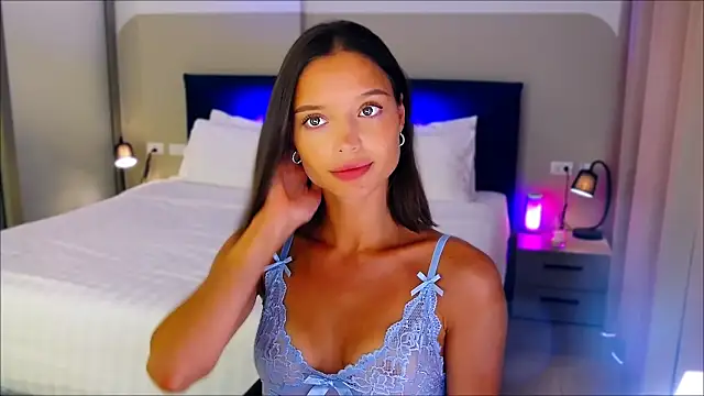 Snapshot of wow_Mia chatting on 20, 2, 2025 wow Mia online show from 20, 2, 2025